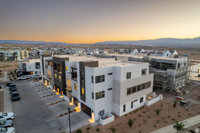 692 W High Tide Pl #133 — photo