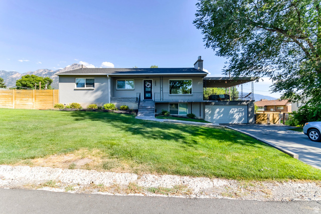 2080 E Sands Dr — photo