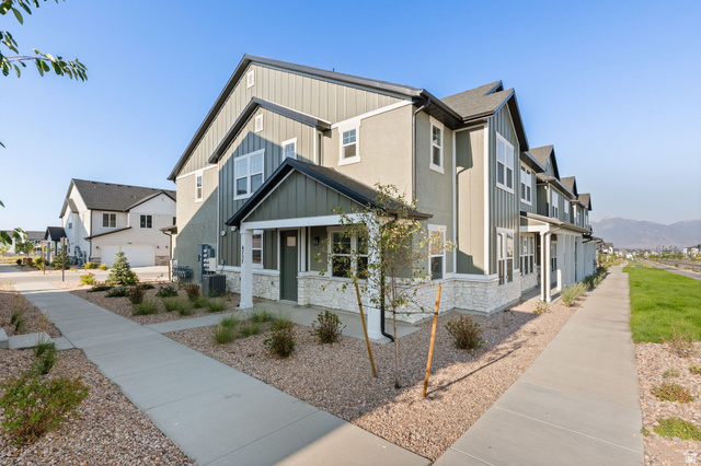 6737 W Jumbo Rocks Ln #243 — photo