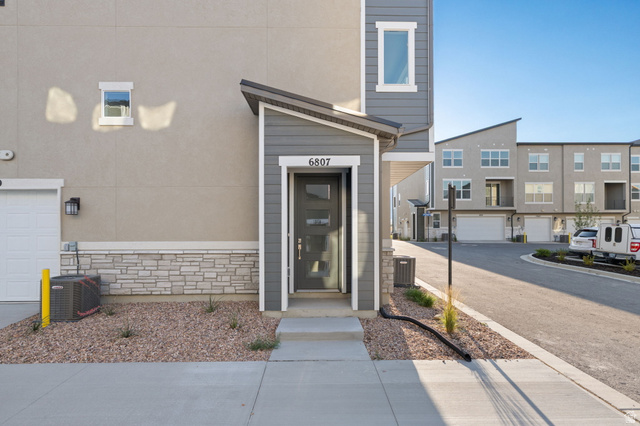 6807 W Heart Rock Ln #288 — photo