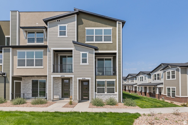 6781 W Heart Rock Ln #280 — photo