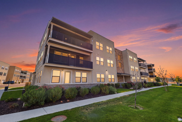 8342 S Sky Mirror Ln #301 — photo