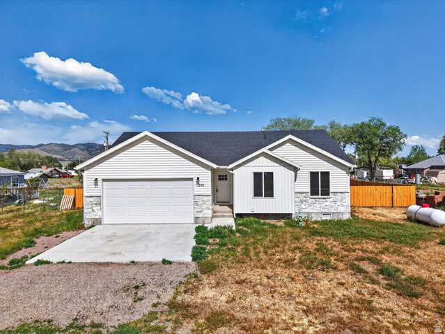 250 N 200 W — photo