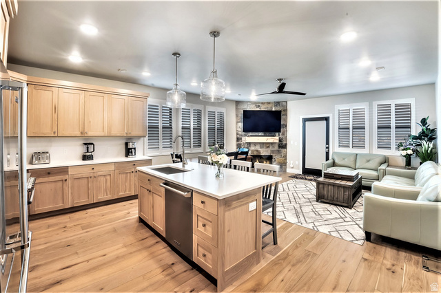 1145 W Helling Cir #103 — photo