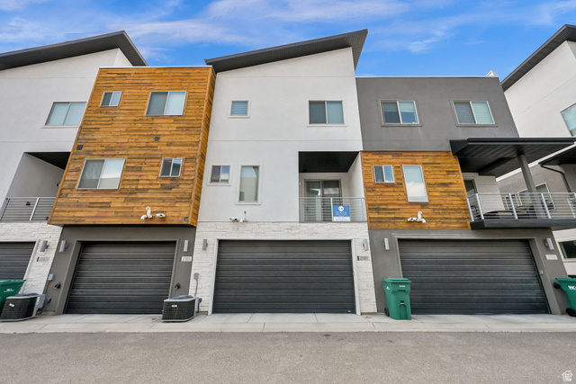 2189 N 525 W — photo