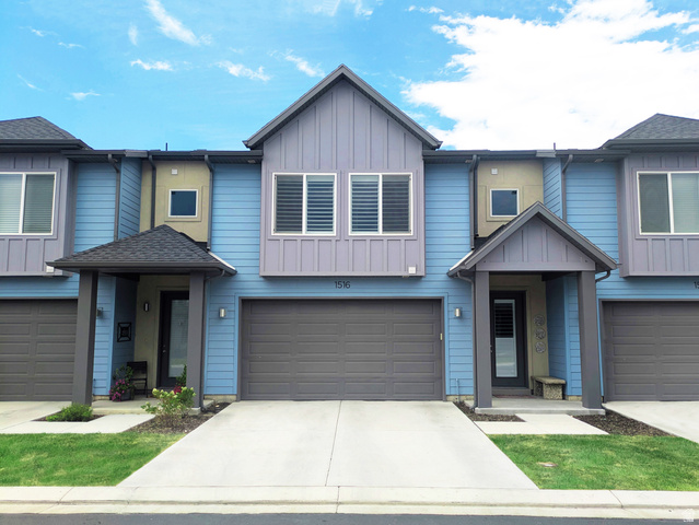 1516 W Fiore Dr #104 — photo