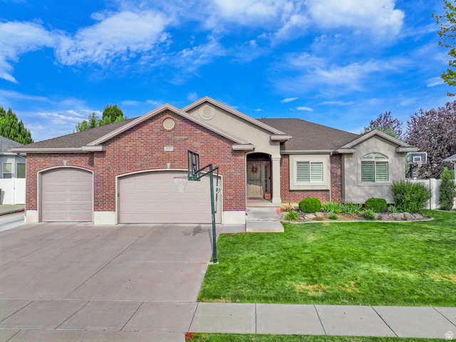 1087 Banbury Dr — photo