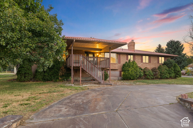 875 E Cedar Hollow Rd — photo