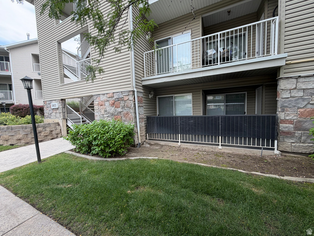 3855 Canyon River Way #1 — photo