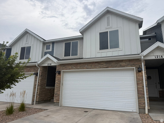 1218 W Hidden Spring Dr — photo