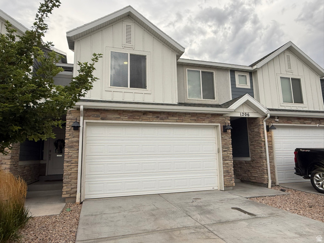 1206 W Hidden Spring Dr — photo