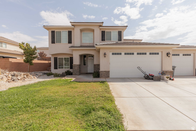 3332 E Livia Dr — photo