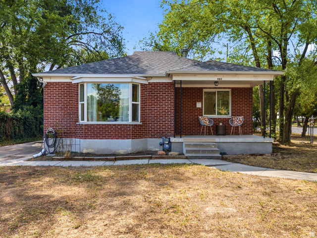 985 N American Beauty Dr — photo