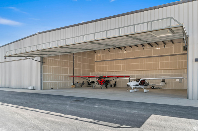 2050 N 300 W #C3 — photo