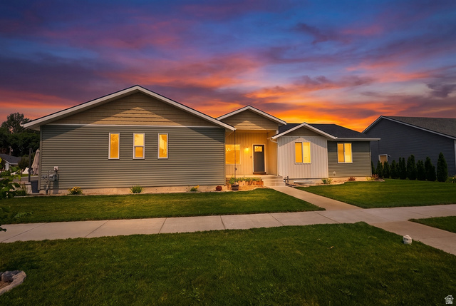 1132 Harris Loop — photo