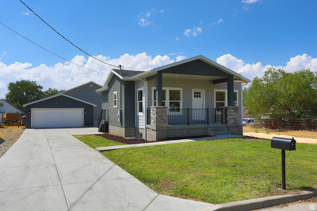 301 N 50 W — photo