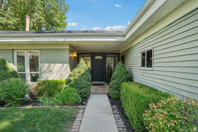2451 E Murray Holladay Rd — photo