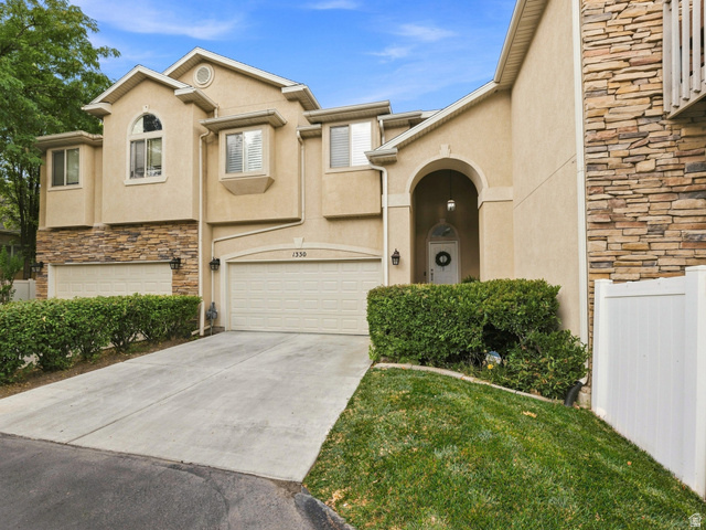 1330 E Old Maple Ct — photo