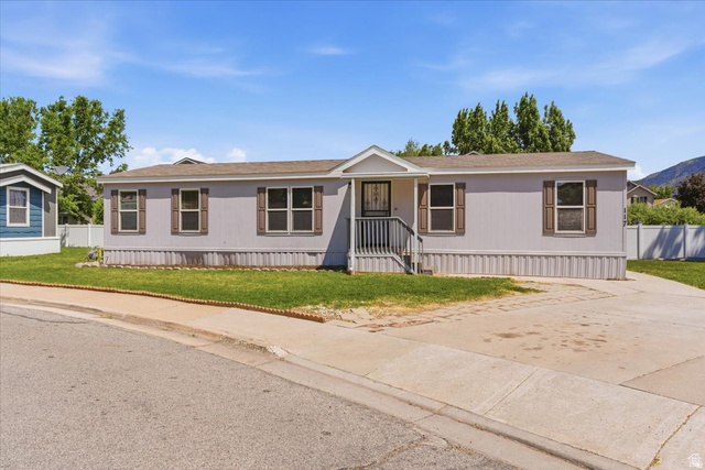 900 Century Dr #117 — photo