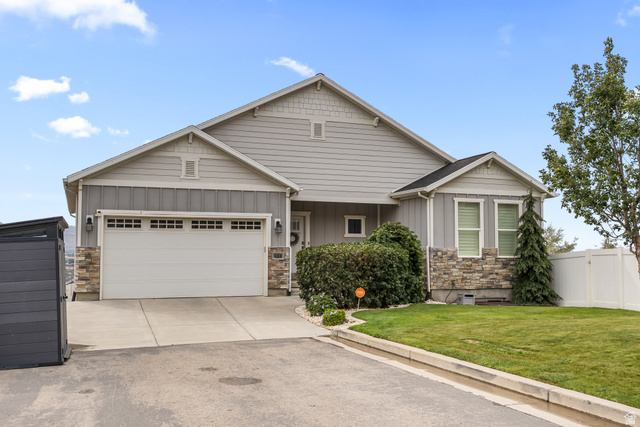 614 W Regent Garden Ln — photo