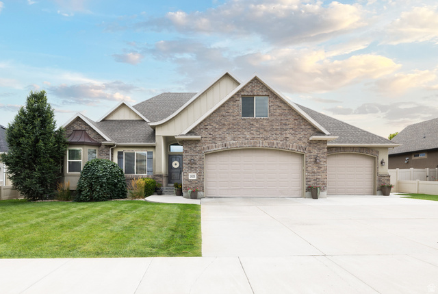 1623 W Hunters Cir — photo