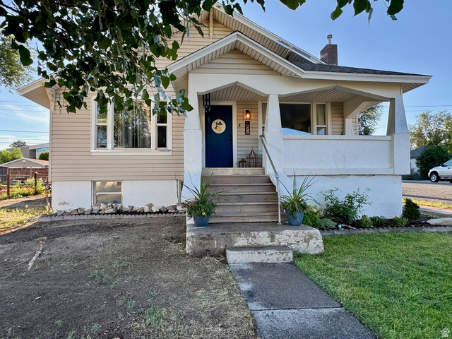 89 N 100 W — photo