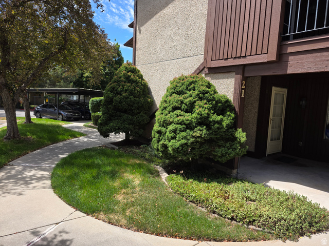 325 E 2550 N #21 — photo