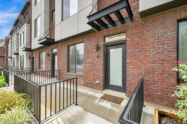 25 E Center St #13 — photo