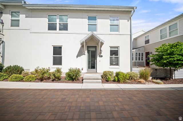 10571 S Redknife Dr — photo