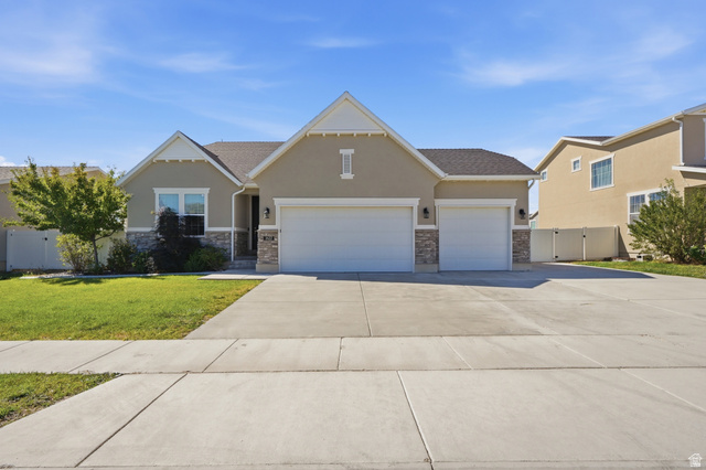 1422 E Lowe Peak Dr — photo