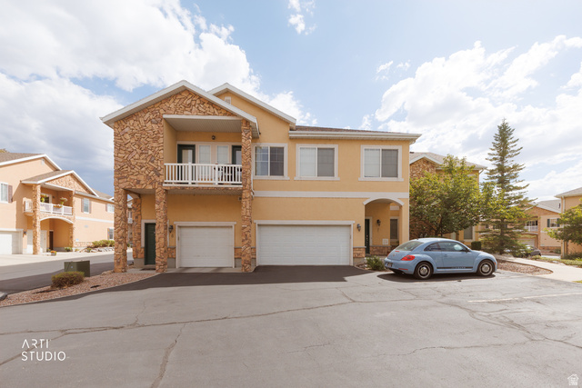 1166 S Canyon Meadow Dr #7 — photo