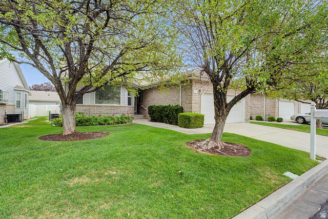 145 N 170 E — photo