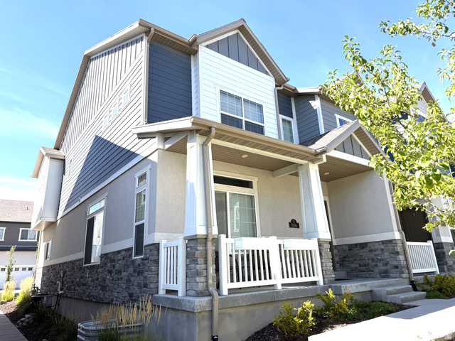 5696 W Pelican Ridge Ln — photo