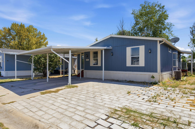 1137 W Sierra Vista St #205 — photo