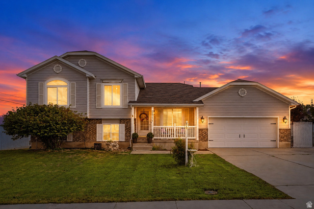 3511 S Orchard Way — photo