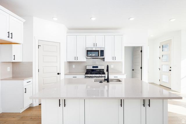 3068 Clover Ct #310 — photo