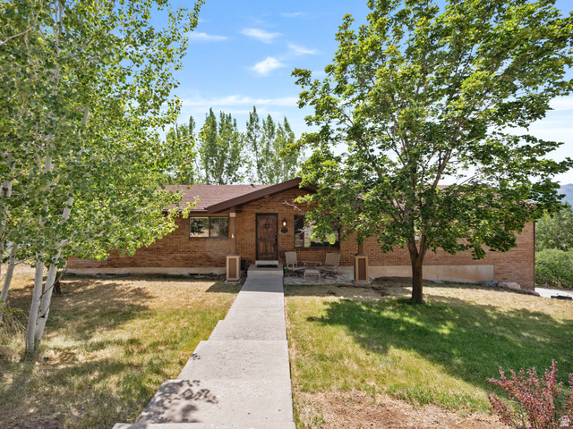 9145 E Kelly Dr — photo