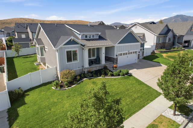 7245 W Silhouette Ln — photo
