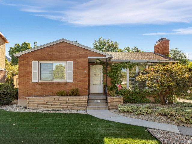 1849 S 2300 E — photo