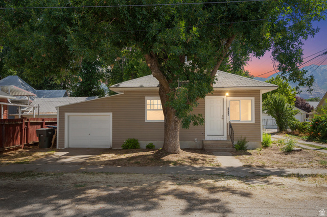 1614 Ogden Ave — photo