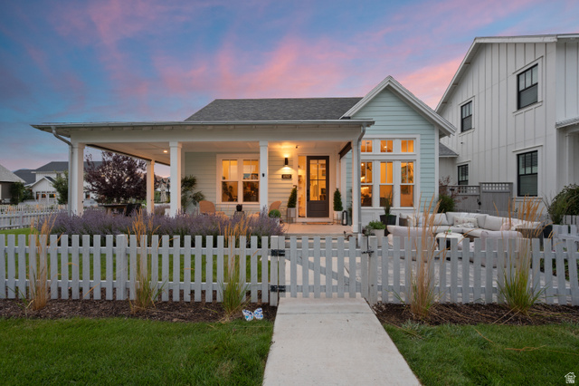 10917 S Paddle Board Way — photo