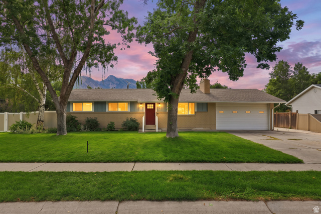 239 W Fort Creek Dr — photo