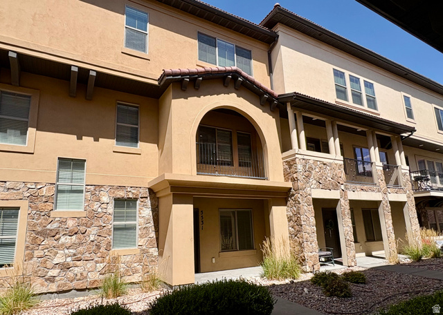 5531 W Naples #114D — photo