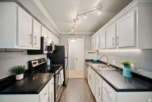 66 W Lester Ave #K-23 — photo