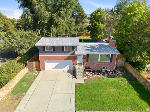 1237 E Sierra Way — photo