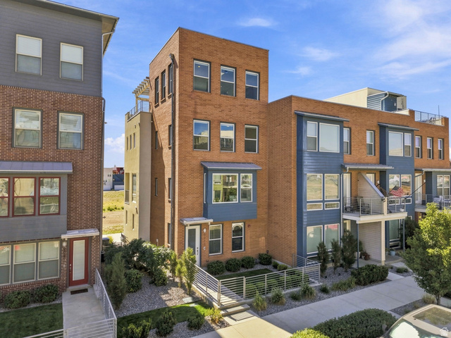 5083 W Duckhorn Dr — photo