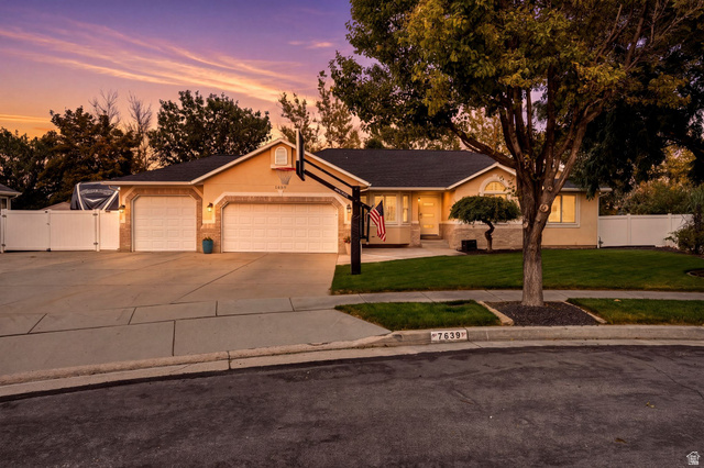 7639 S Wood Mesa Dr — photo