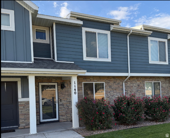 1140 W Summit Ridge Pkwy — photo
