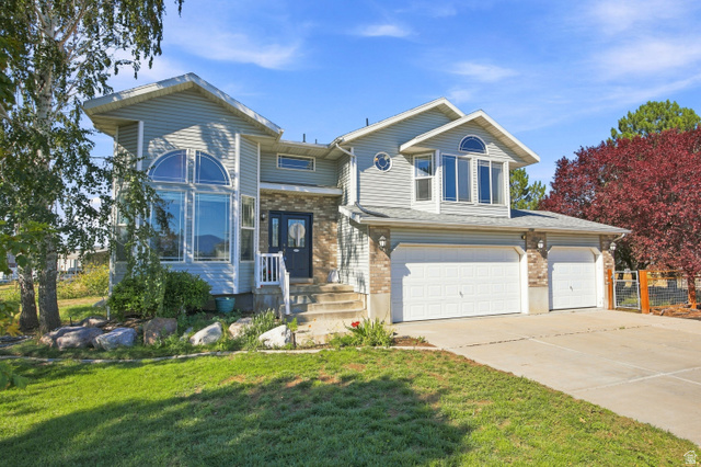 4399 S 3800 W — photo