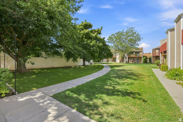 121 W 905 N — photo